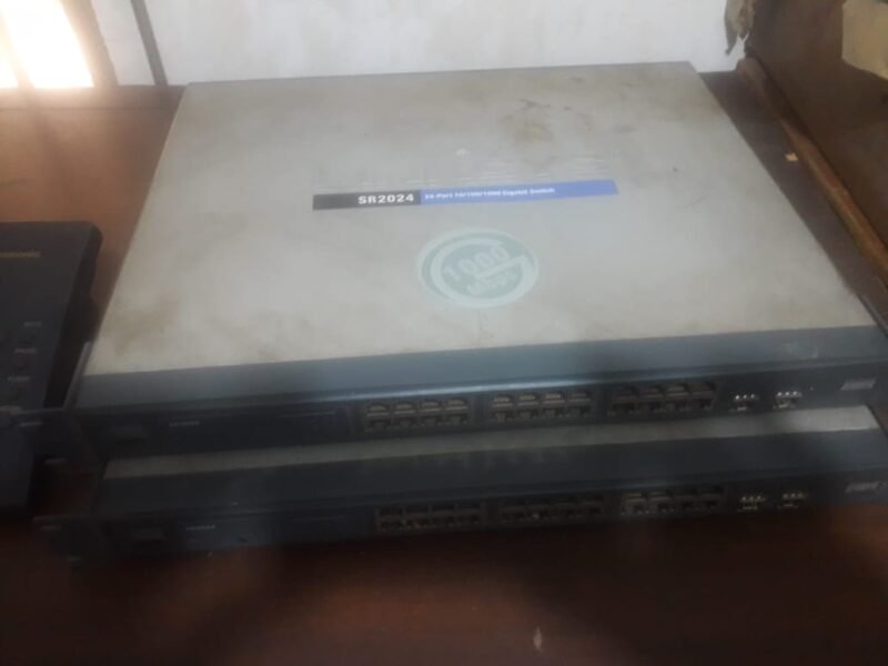 Linksys SR2024 24-Port Gigabit LAN Switch (Fairly Used)