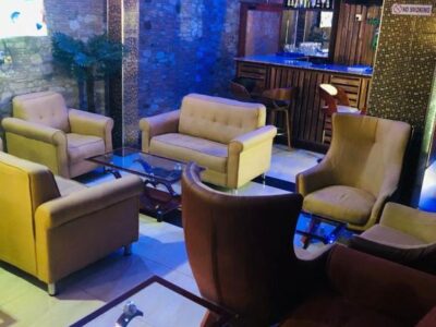 MCLorrets Suites