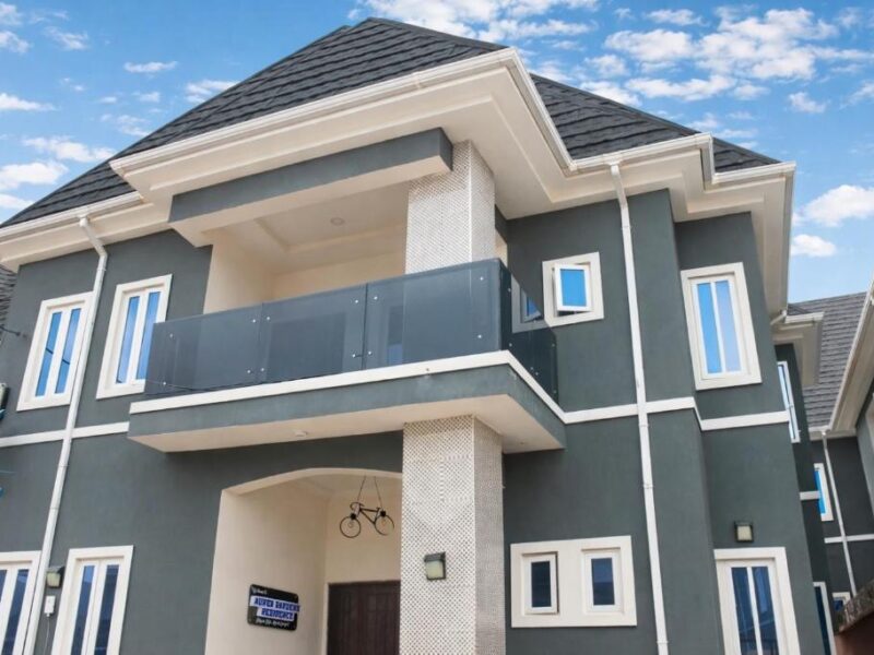 Aurea Gardens Residence Flat