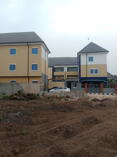 Maclesley International School