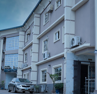 Vertex Hotel
