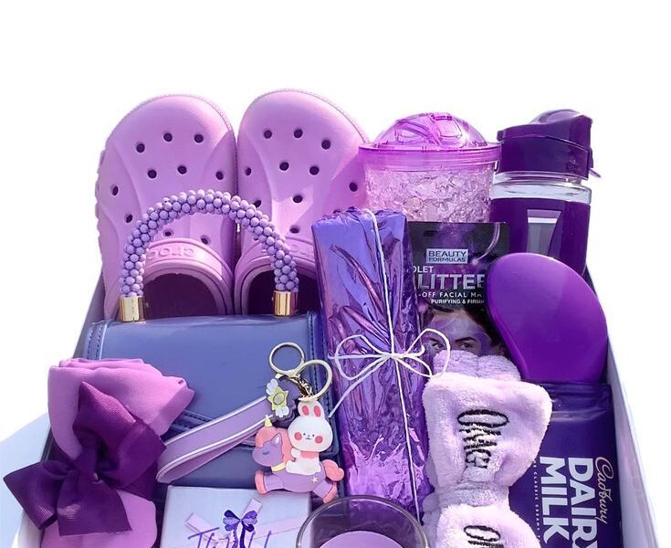 Barbie's World Custom Gift Hub